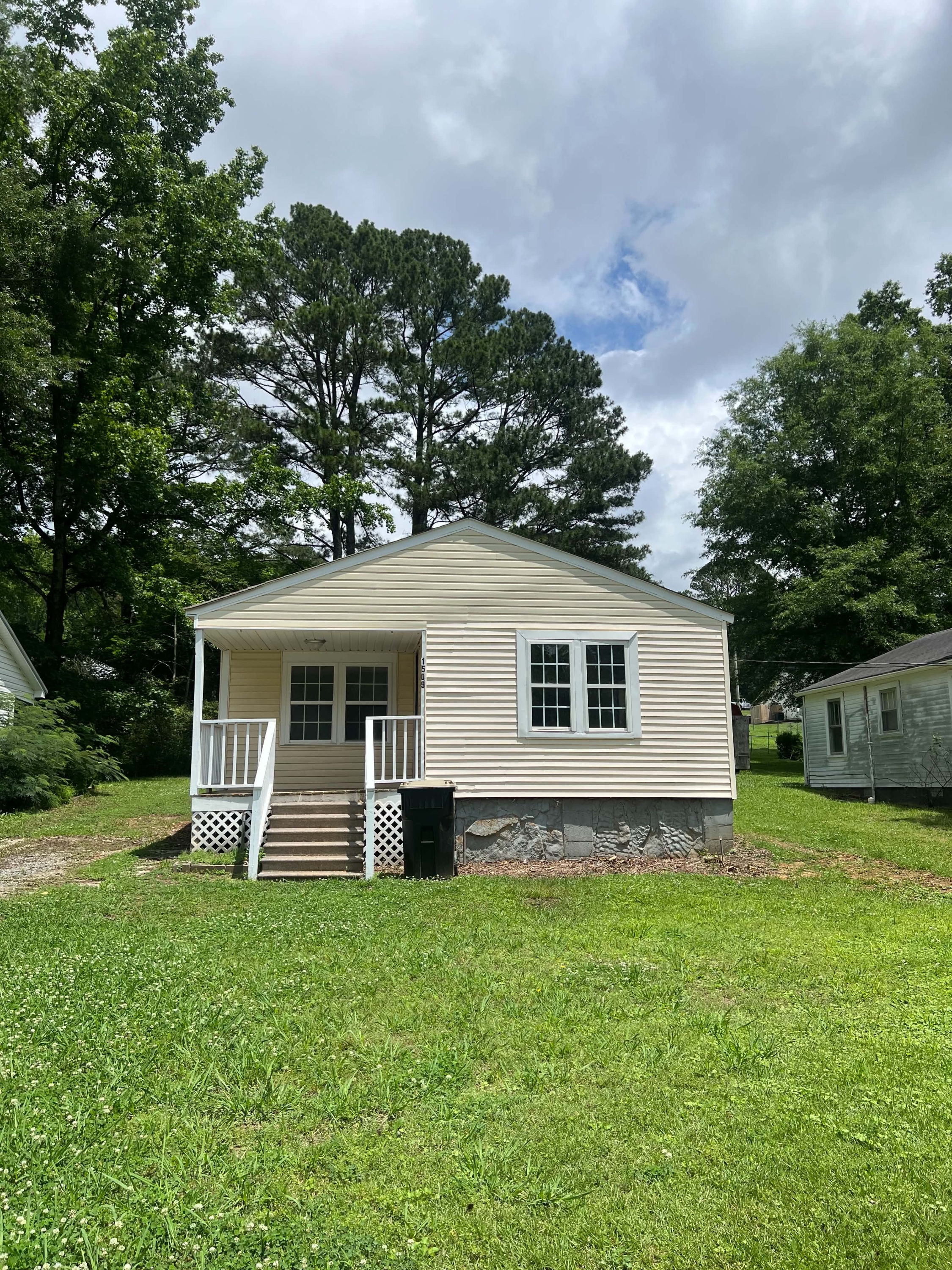 Property main image
